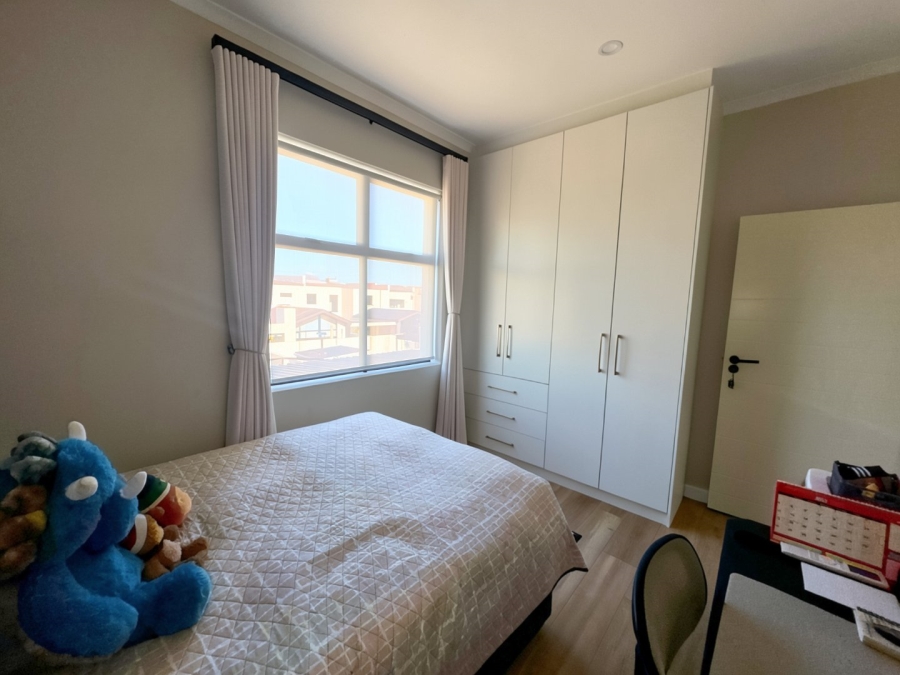 4 Bedroom Property for Sale in Sandown Western Cape